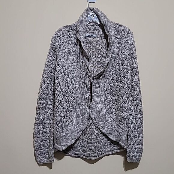 DKNYC Tan Knitted Sweater Sz Large - Picture 10 of 10